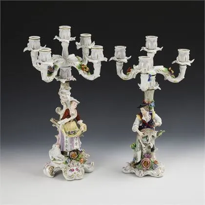 2 figurale kandelaars