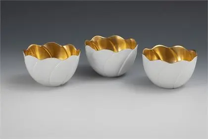 3 misky leknín. Meissen