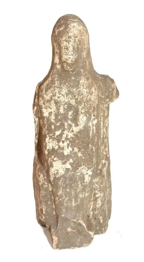 Grecka figurka Tanagra. – Prawdopodobnie IV-III w. p.n.e.