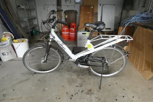 Fahrrad mit Fahrradkorb