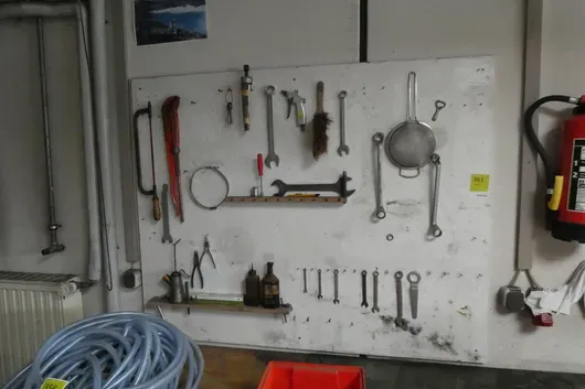 Tool wall with contents
