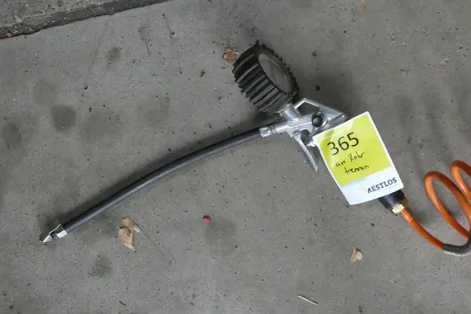 Manomètre de gonflage à air comprimé