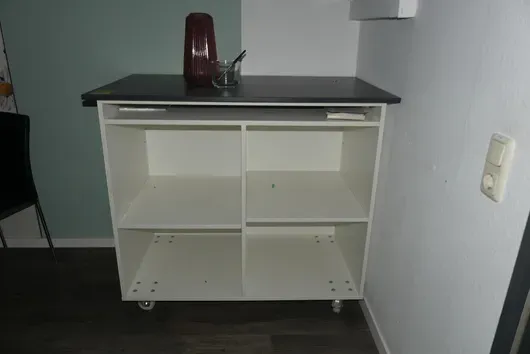 Regál, s obsahem, pojízdný