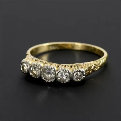 Historic ring with diamonds