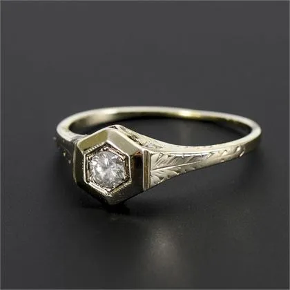 Art Deco ring with hexagonal head and diamond solitaire