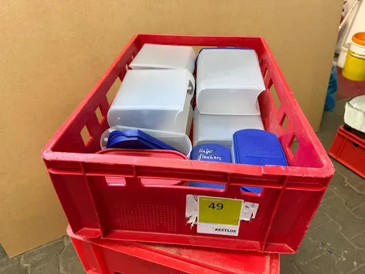 Sada Tupperware
