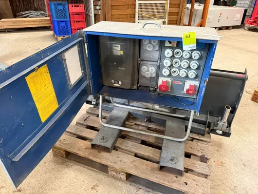 Electrical connection cabinet