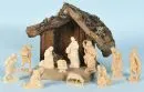 Weihnachtskrippe – Holz, 22 x 30 x 17 cm, mit 11 Holzfiguren, H= 3-11 cm;