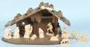 Weihnachtskrippe – Holz, braun gebeizt, 19 x 36 x 18 cm, mit 11 Holzfiguren, H= 2-7 cm;