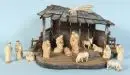 Crèche de Noël – bois, polychrome, 31 x 53 x 34 cm, avec 13 figurines en bois, H= 3,5-12 cm