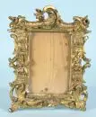 Cadre en bois, doré, décor richement sculpté avec rocailles et fleurs, fenêtre 17,5 x 11 cm, total 27 x 20,5 cm, 19e s.