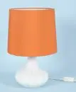 Lampe de table "Rosenthal" – corps en porcelaine cannelé, monture en plastique, abat-jour en tissu orange, 1 douille, H= 41 cm