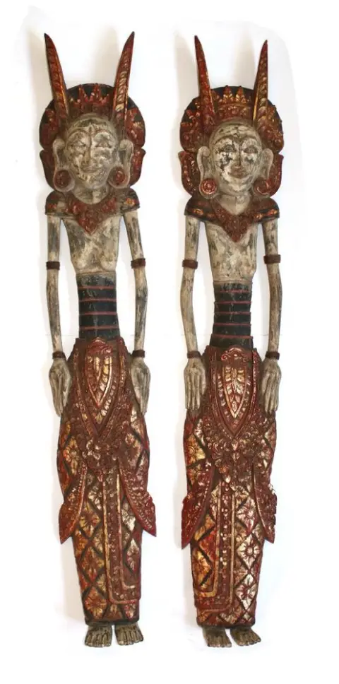 Bali, Indonezja – Para wspaniałych figur przedstawiających Sitę