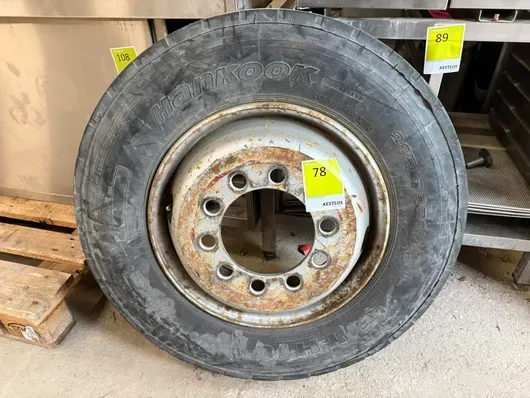 Roue de camion