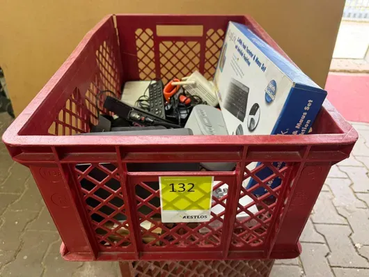Accessories lot