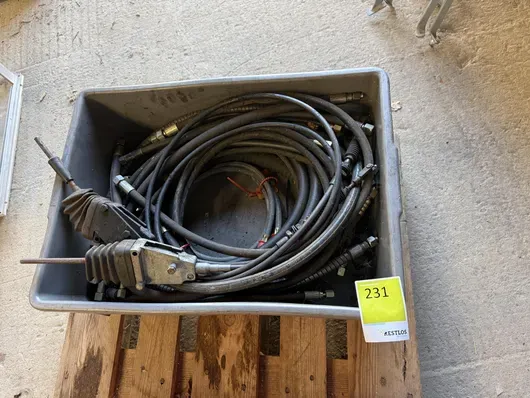 Lot de conduites hydrauliques