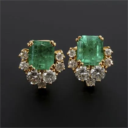 Emerald clip earrings