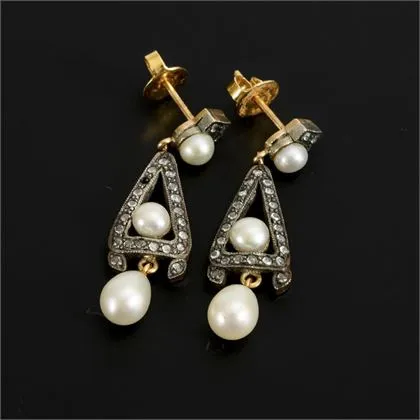 Oorhangers in Art deco-stijl