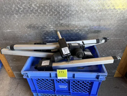 Lot d'entraînements électriques