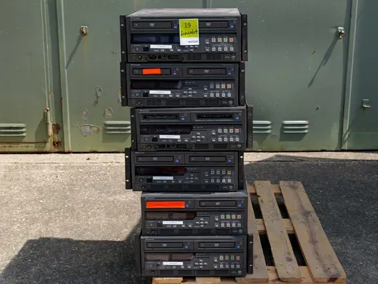 Pioneer PRV-LX10 DVD/M Recorder - Housing partially defective