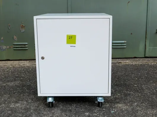 Eigenbau Holz - weiß - 19 Zoll 10 HE