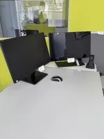 2 Widescreen-TFT-Monitore