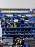 1 screw shelf, wall-mounted