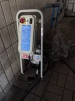 1 pont élévateur ciseaux Ravaglioli, capacité 3200 kg
