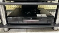 1 CD přehrávač Kenwood PDF-1030