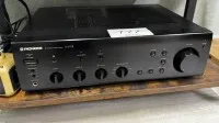 1 HiFi-Anlage, bestehend aus: