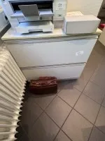 1 hangmappenkast, 2 laden