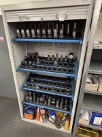 1 tool roller drawer cabinet with contents, space for 132 tool holders