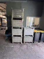 8 steel containers, galvanized
