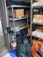 1 Pos. Fachbodenregale, ca. 4 lfd. m, Stecksystem