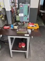 1 threading machine Kinmatic 80-3a, year 1987 with under-table and work chair