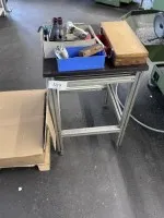 2 Ablagetische