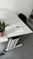 1 combinaison d'angle avec bureau - enlèvement après autorisation