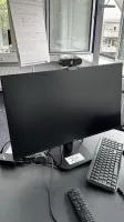 2 Widescreen-TFT-Monitore Philips, 27 Zoll mit Dockingstation Lenovo