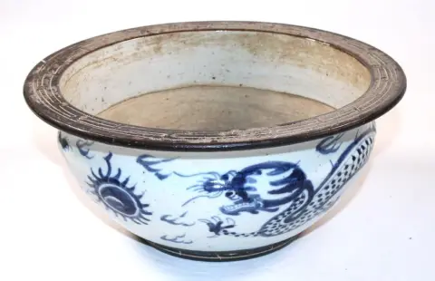 Miska porcelanowa, prawdopodobnie dynastia Ming