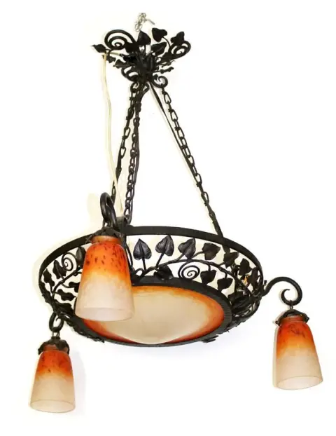 Verrerie Schneider – Lampa sufitowa z 3 tulipanami i misą