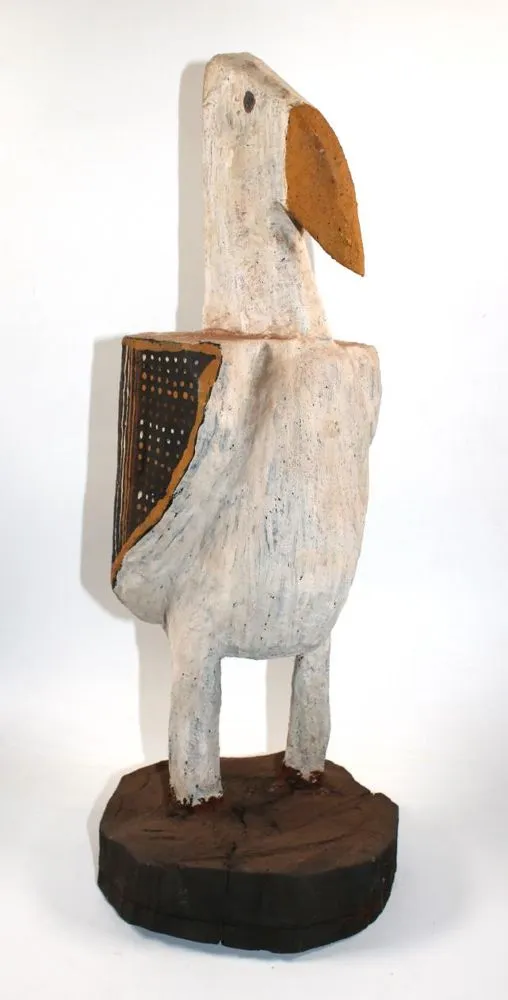Tiwi Vogelskulptur – aus Eisenholz mit natürlichen Farbpigmenten