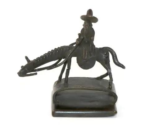 Bronze seal China – square base with insignia