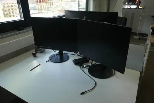 2x Moniteur Lenovo