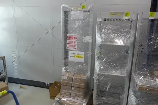 Open Frame Rack na kółkach