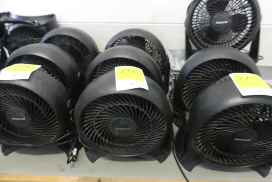 3x HONEYWELL table fan
