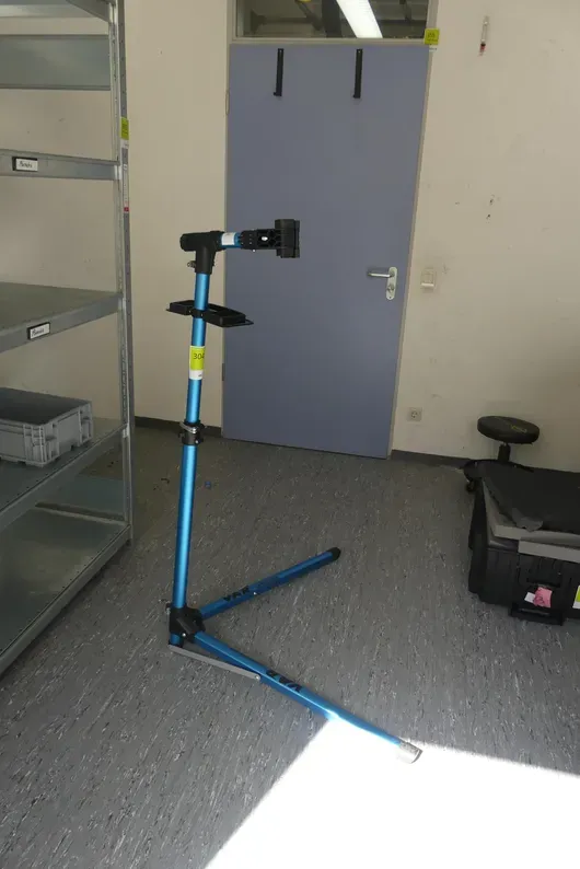 Support de montage VARTOOLS