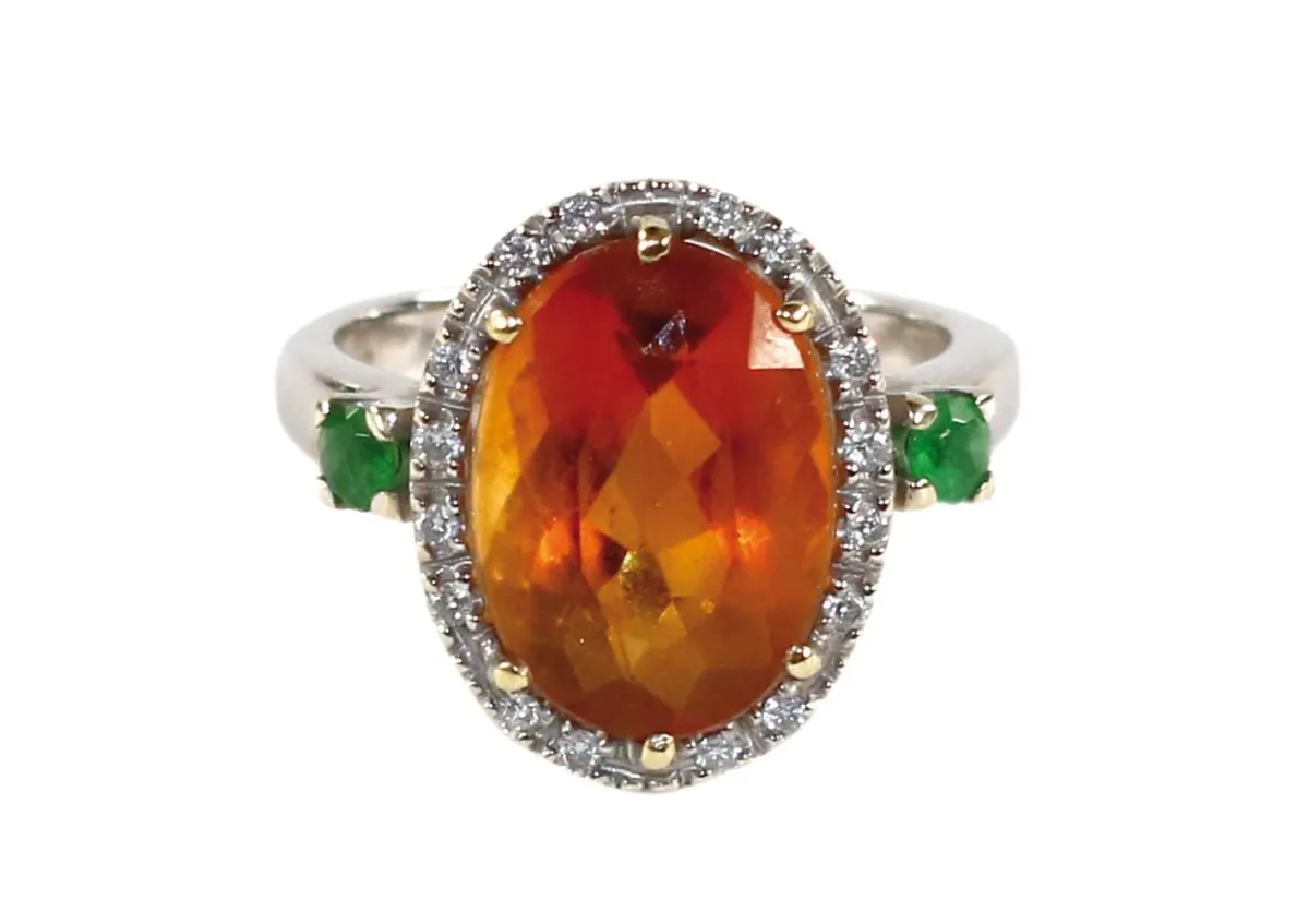 Citrine ring 750 white gold – Ladies' ring, central oval citrine in prong setting, border with brilliant-cut diamonds