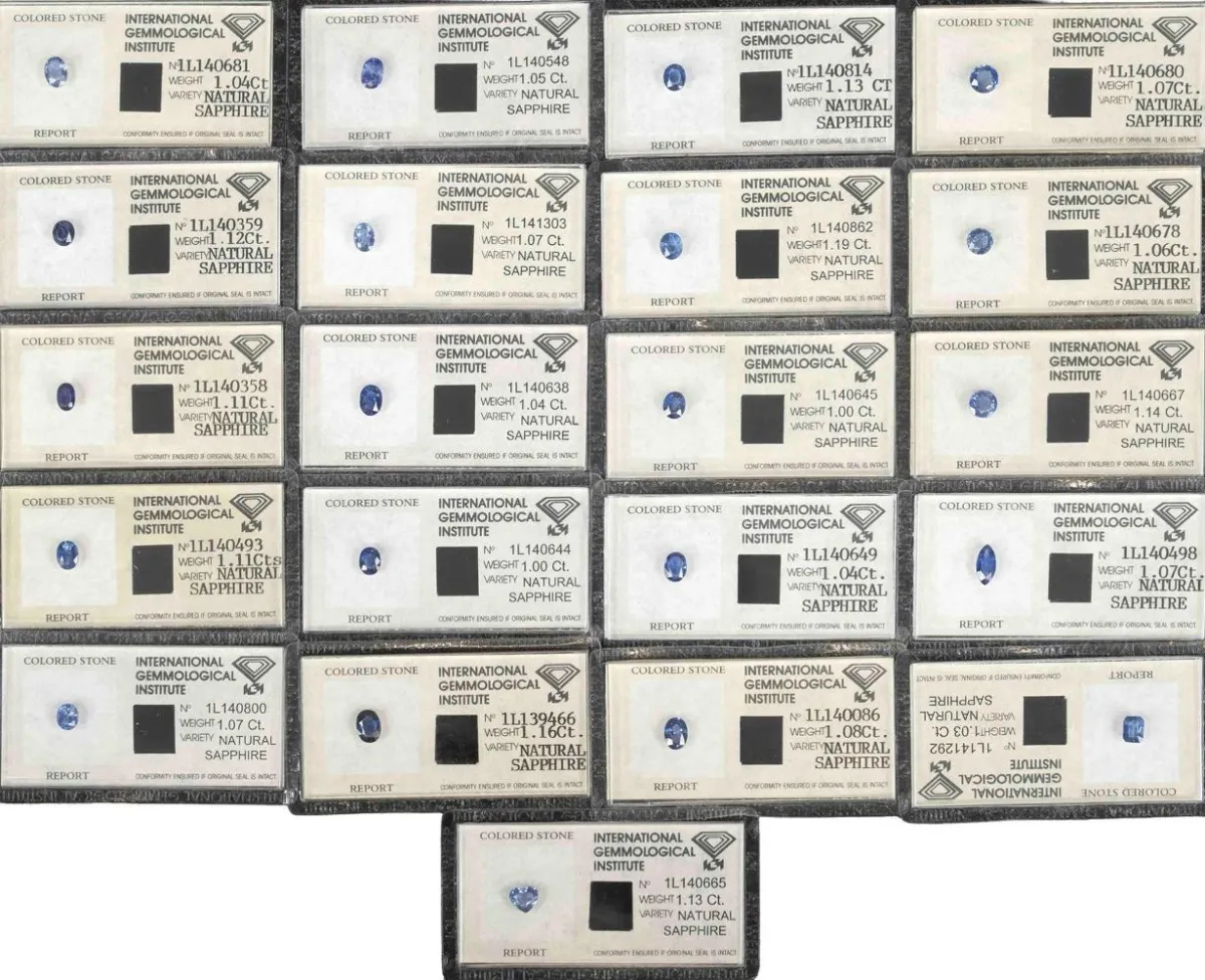 Saphirs – Grand lot de 21 saphirs, total 22,71 ct