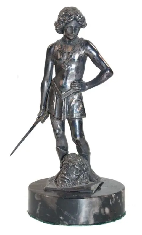 David gegen Goliath. – WMF Jugendstilfigur um 1900