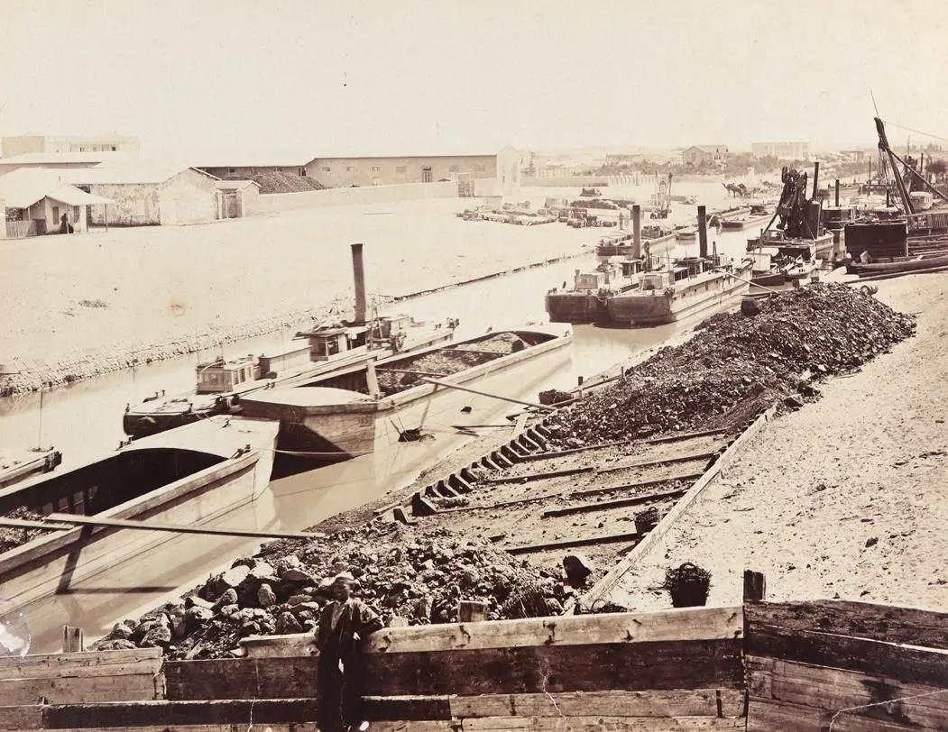 Album photo. – 18 pages avec différentes vues d'Égypte vers 1880